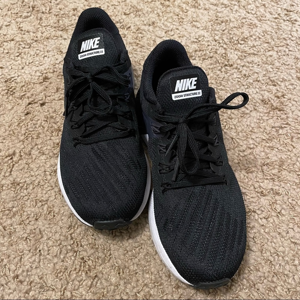Women’s Nike Air Zoom Structure